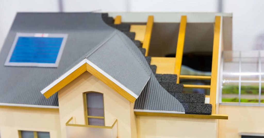 model-of-house-thermal-insulation-of-roof-concept